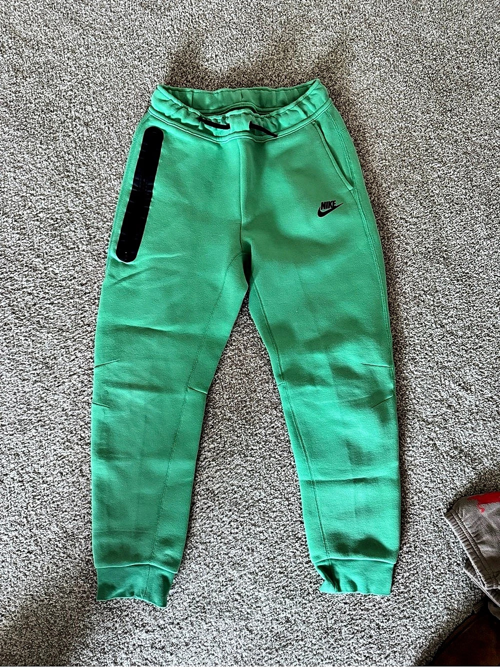 Nike Sportswear Tech Fleece Joggers Green